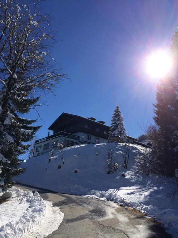 Hotel Blue Mountain