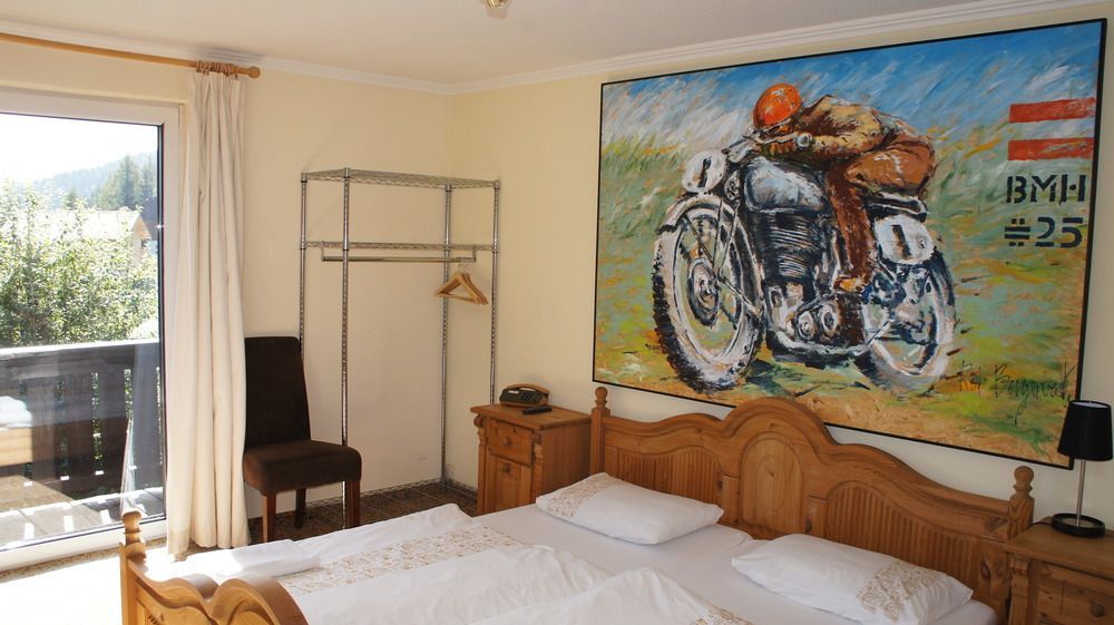 Blue Mountain Hotel 3*